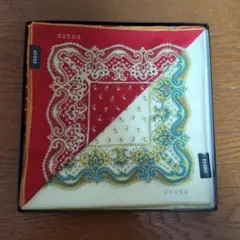 GUESS　ハンカチ　2枚