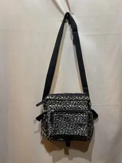 レオパード柄　プリント ショルダーバッグ　ポーチ　Y2K