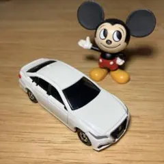『廃盤』トミカ　No.26　トヨタ　クラウンのサムネイル