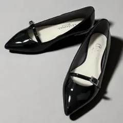 美品★ダイアナ ビジュー バックストラップ エナメル フラットシューズ