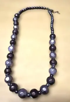 グレー系ファセットカットビーズネックレス　コスチュームジュエリー