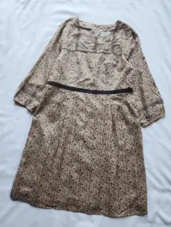 アリスバーリー　リバティ　30周年　花柄　ワンピース