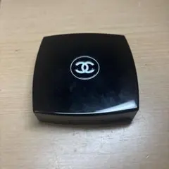 CHANEL LES 4 OMBRES アイシャドウパレット 322