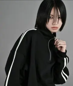アドラー　オーバーサイズ T ハーフジップロング　韓国　ジャケット　ジャージのサムネイル