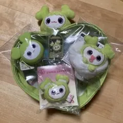 商品変更！TWICE LOVELYS GiGOジョンヨン4点セット　おまけ付き