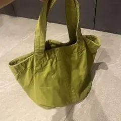 オリーブグリーン トートバッグ　マチあり