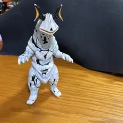 エレキング マックスver.｜バンダイ 旧ウルトラ怪獣シリーズ