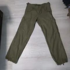 バックナンバー　カーゴパンツ オリーブドラブ ミリタリースタイルのサムネイル