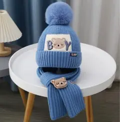 【新品】くま刺繍 ニット帽＆マフラーセット 裏起毛 あったか 冬用 キッズ　水色