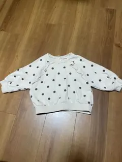 アプレレクール ドット柄フリルトレーナー クリーム色