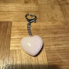 デイジーク アイシャドウ キーホルダー