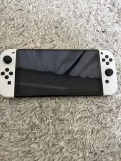 NintendoSwitch有機ELモデルホワイト　ソフトセット売り