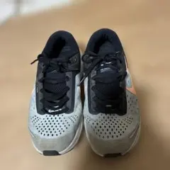 NIKE ZOOM STRUCTURE スニーカーのサムネイル