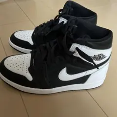 Nike Air Jordan 1 High Black Whiteのサムネイル