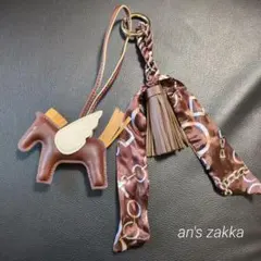 新品 ダークブラウン 馬 ペガサス バッグチャーム　キーホルダー タッセル