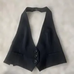 theory ノーカラーブラックベスト