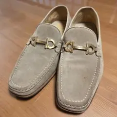 r*a様 Salvatore Ferragamo スウェード ローファー EE7
