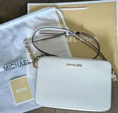 MICHAEL KORS クロスボディ　ラージ