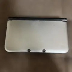 Nintendo 3DS LL 本体