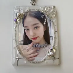 トレカキーホルダー　韓国　トレカ　レジン　デコ　硬質　ケース　トレカケース　g