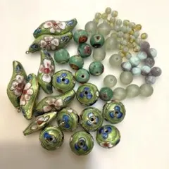 超お得・ライトグリーンビーズセット