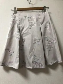 花柄フレアスカート 花柄スカートのサムネイル