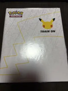 海外ポケモンセンター ポケモン化石博物館 9ポケット カードバインダー