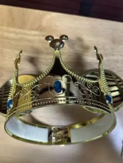 【美品】ディズニー　オンアイス　2025 ミッキー　王冠　クラウン　被り物