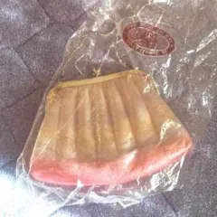 未使用 ピンク クラッチバッグ