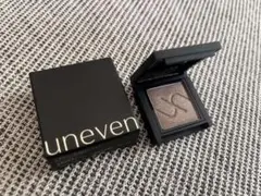 未使用に近い❤︎ uneven アニヴェン　アイシャドウ　ユージュアルのサムネイル