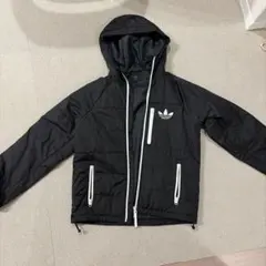 adidas フード付きナイロンジャケット 黒