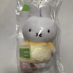 ミッフィー　タイトーくじ　マスコットバッジ　黄色