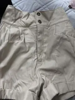 GRLかと思いきやFUNというブランドのショートパンツ