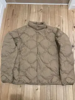 UNIQLO ULTRA LIGHT DOWN M ブラウン