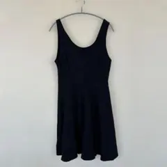 黒のノースリーブフレアワンピース　L シンプル　秋冬春　無地　美品　ガーリー