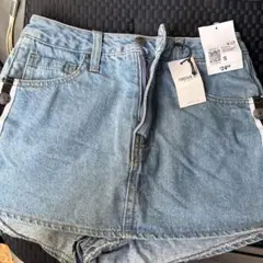 新品未使用　FOREVER 21 デニムショートパンツ S