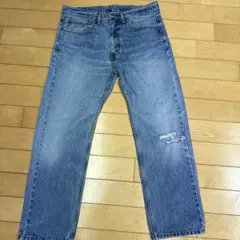 Levi's ライトブルーダメージデニムジーンズ