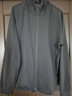 新品　UNIQLO　ドライEX UVカット フルジップパーカのサムネイル
