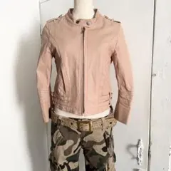 Item thumbnail for item 3c9e21e2-2e97-43a5-b7c4-d3a17ab68f69