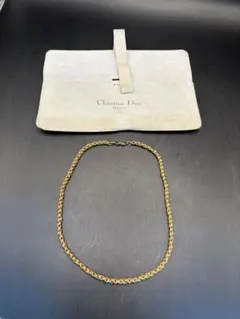 Item thumbnail for item 2529a856-53ea-4698-a15f-60d2d92cd5ad