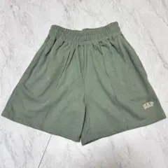 激レア✨GAPギャップ スウェットショートパンツ ロゴ刺繍くすみグリーンXXS