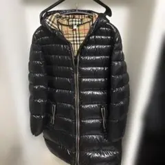 バーバリー　黒　ダウンのサムネイル