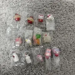 めじるしアクセサリー　ガチャガチャ　サンリオ　まとめ売り