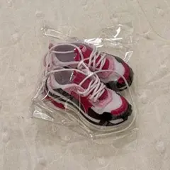 Item thumbnail for item 9ce47830-ac60-42ba-bd51-891543d4d4d6