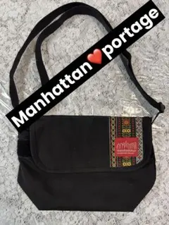 Manhattan Portage 刺繍ショルダーバッグ 黒