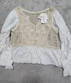 新品未使用　Lサイズ　クロシェ異素材切り替えシャツのサムネイル