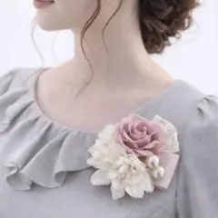 あざらし様 樹脂イヤリング＋コサージュ＋ヘアクリップ