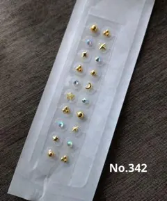 【まとめ割りあり】耳つぼジュエリー✩小粒　ストーン　ゴールド