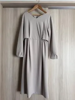 index きれいめ 長袖ワンピース M ベージュ オフィス