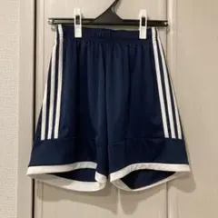 新品タグ付き　adidas ネイビー ハーフパンツ S スポーツウェア